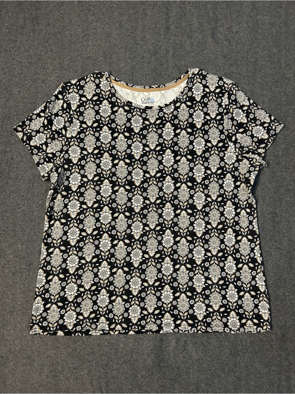 croft & barrow neutral floral Short-Sleeve Tee